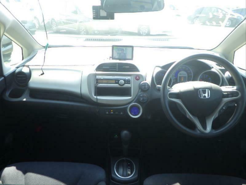 FIT HYBRID