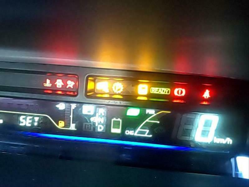 PRIUS ALPHA
