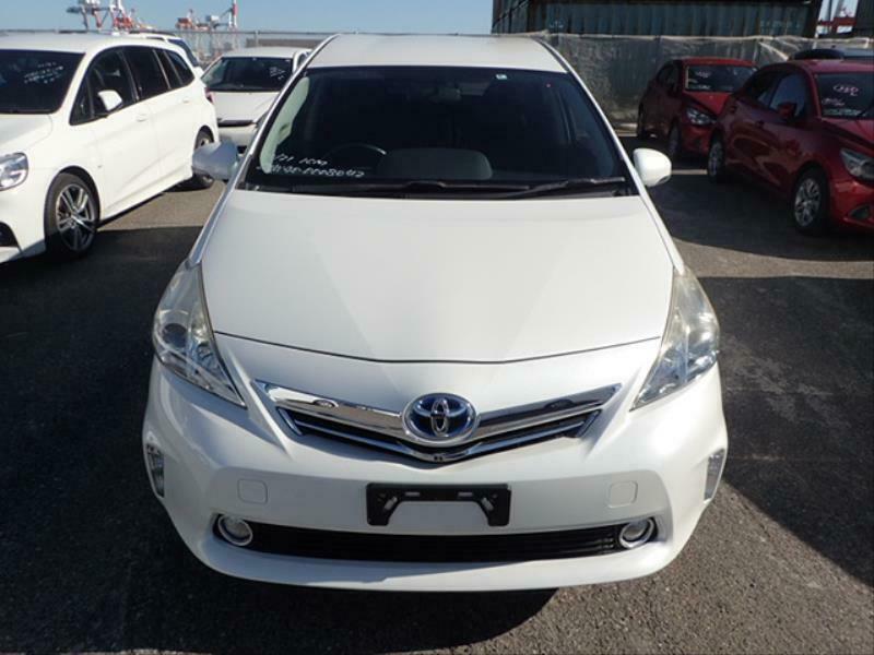 PRIUS ALPHA