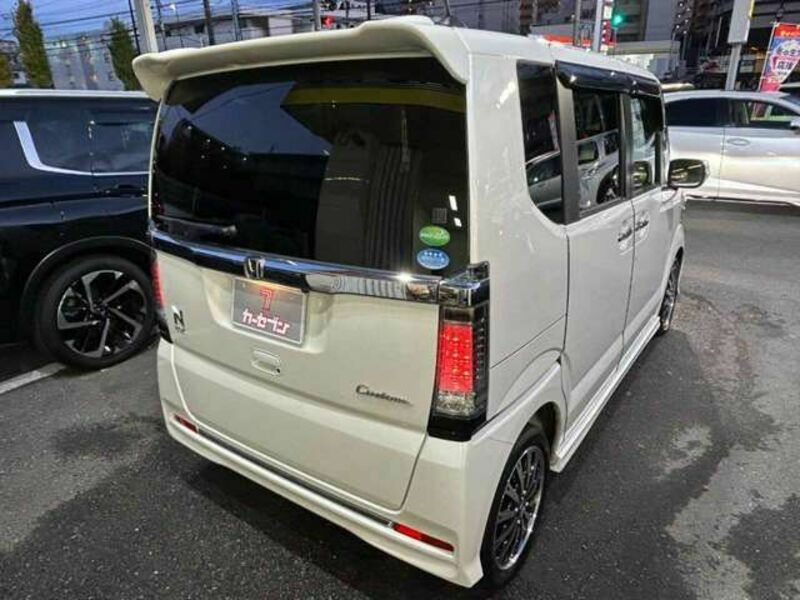 N BOX CUSTOM
