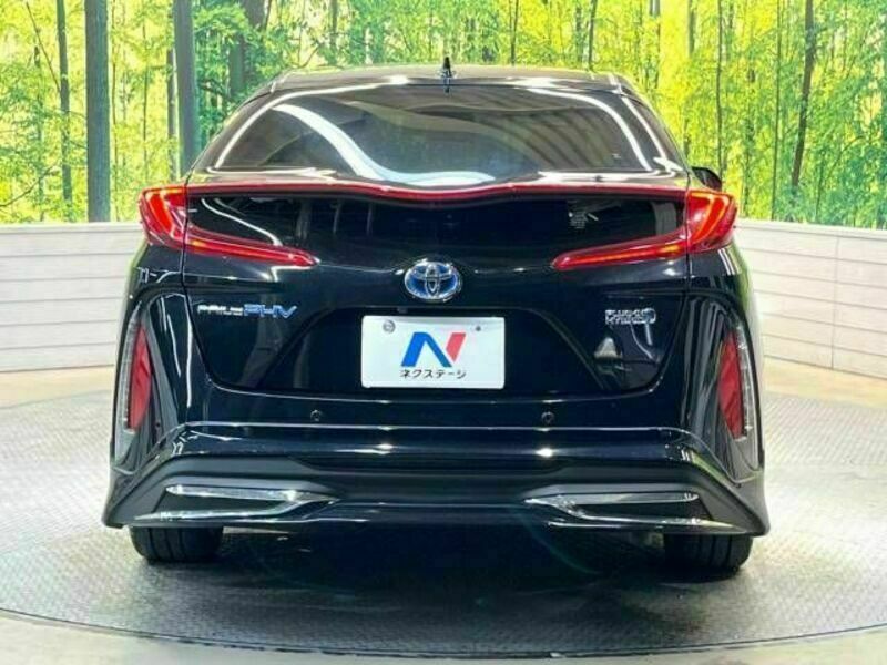 PRIUS PHV