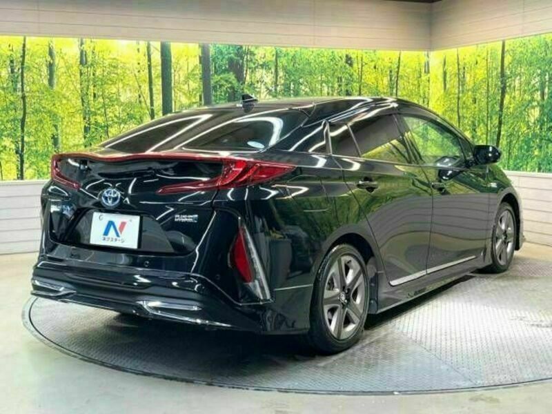 PRIUS PHV