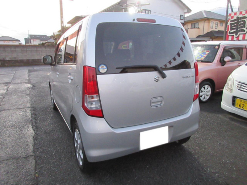 WAGON R