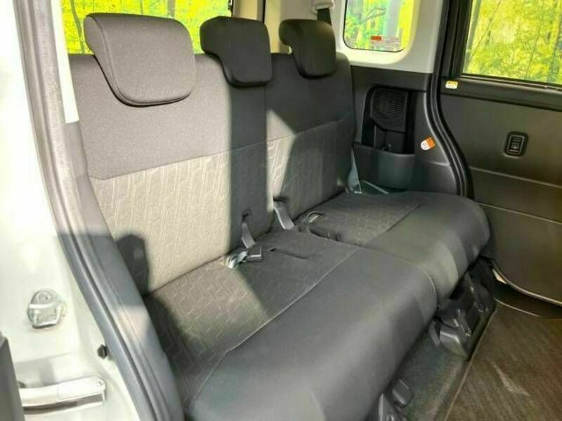 ROOMY