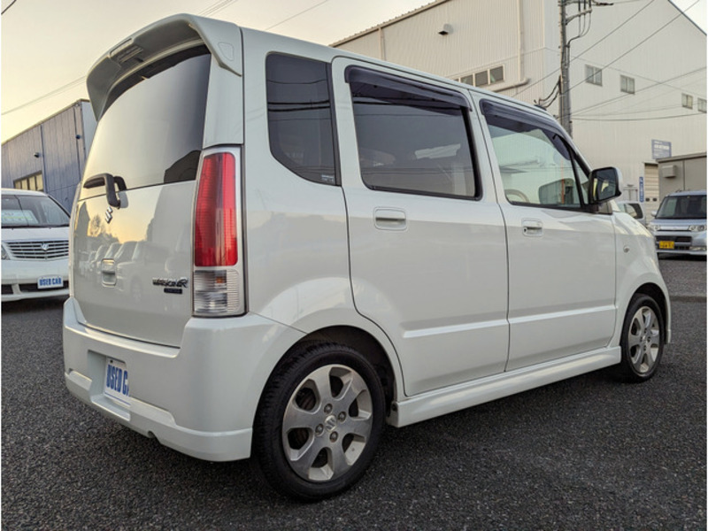 WAGON R