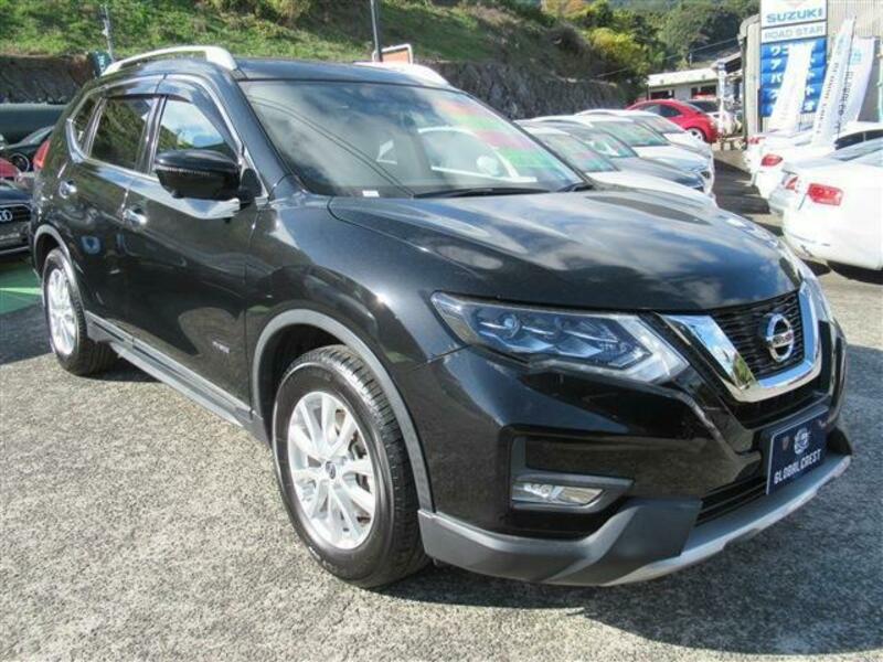 X-TRAIL