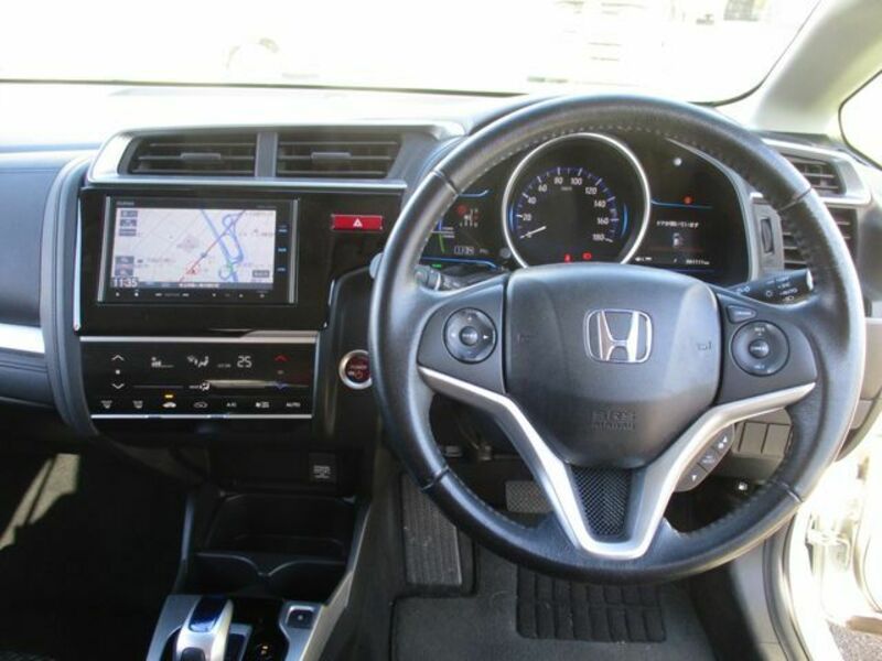 FIT HYBRID