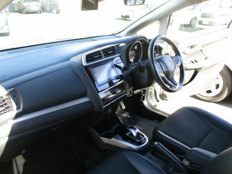 FIT HYBRID