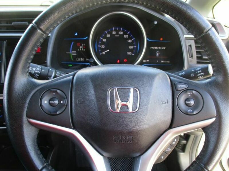FIT HYBRID