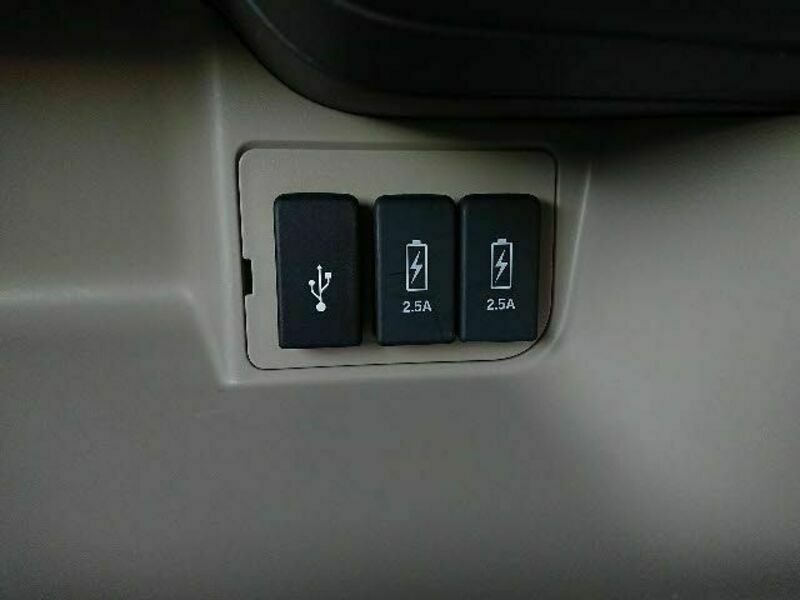 N BOX