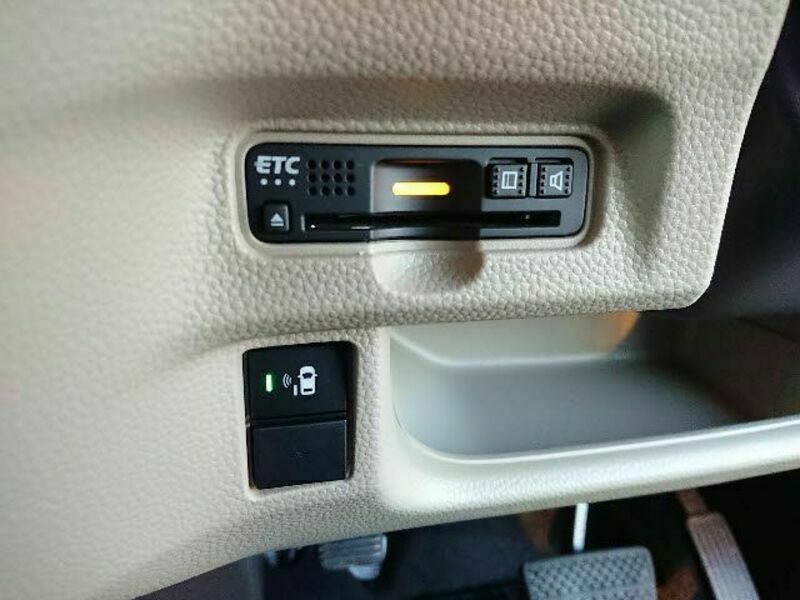 N BOX