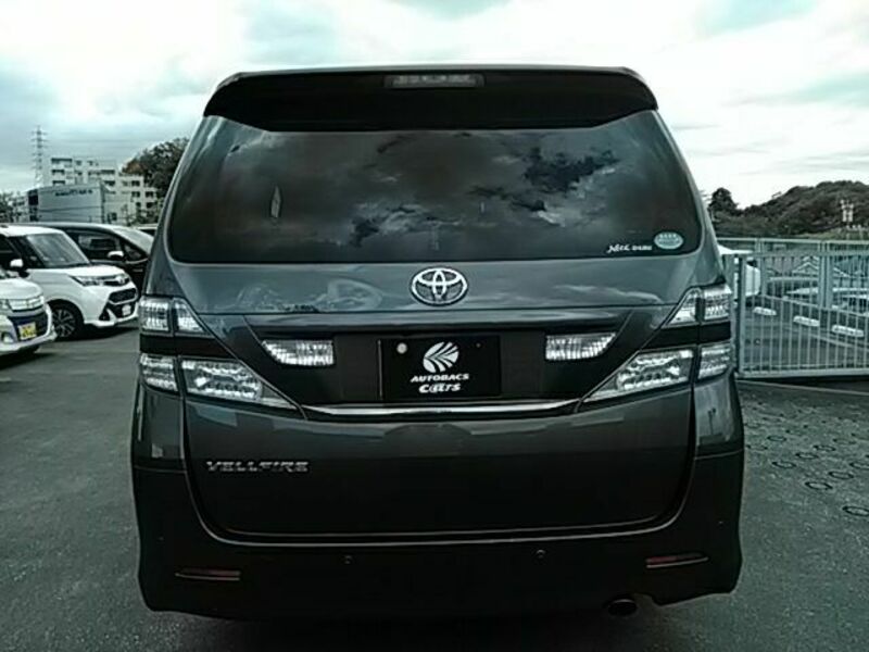 VELLFIRE