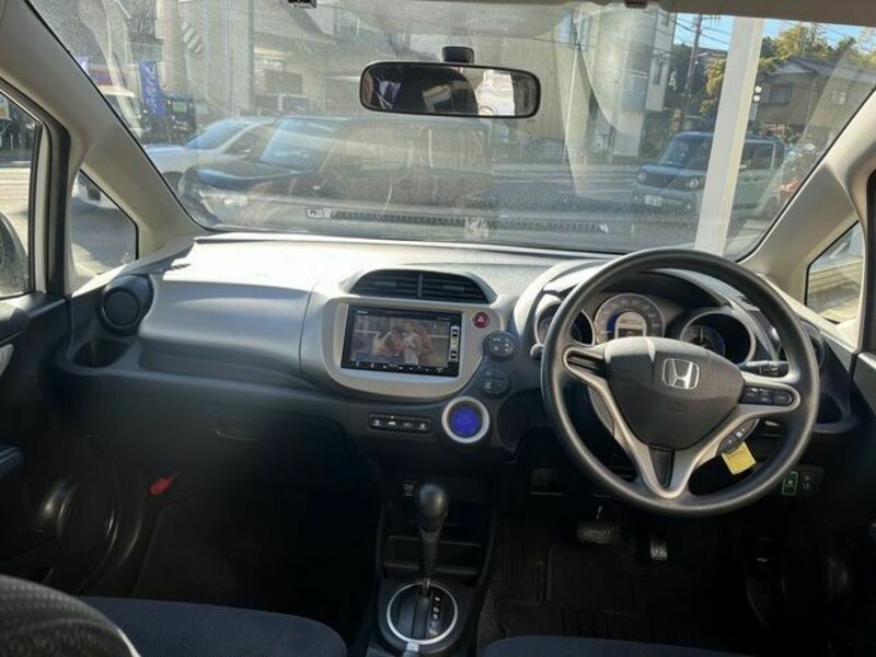 FIT HYBRID