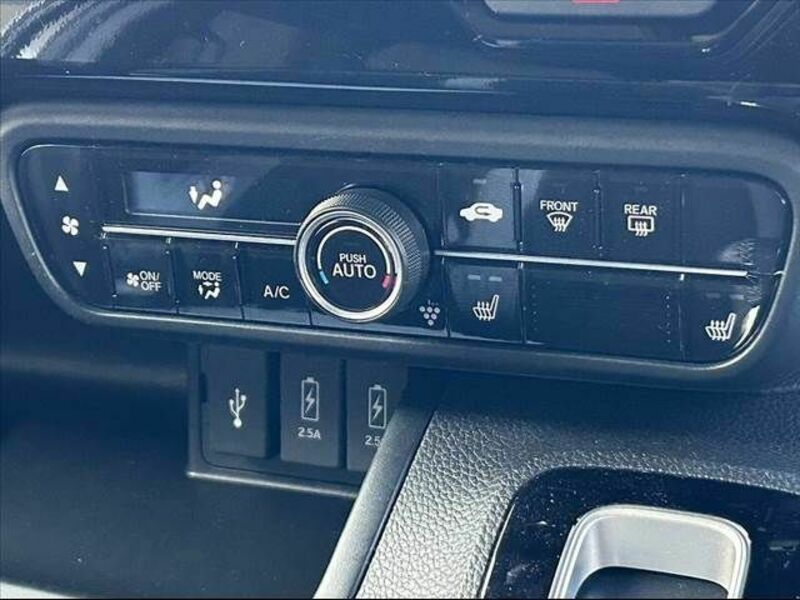 N BOX