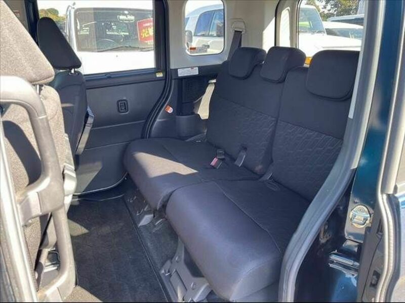 ROOMY