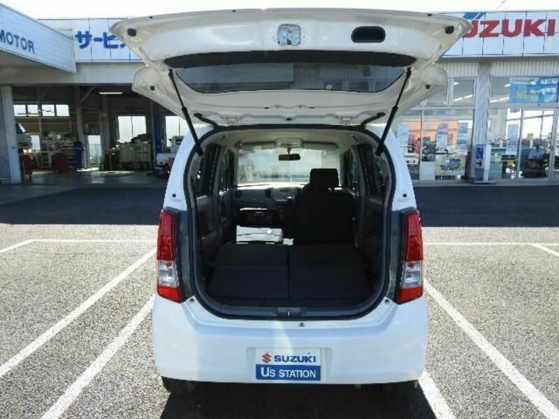 WAGON R
