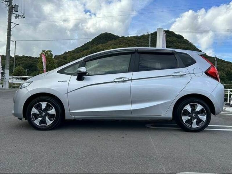 FIT HYBRID