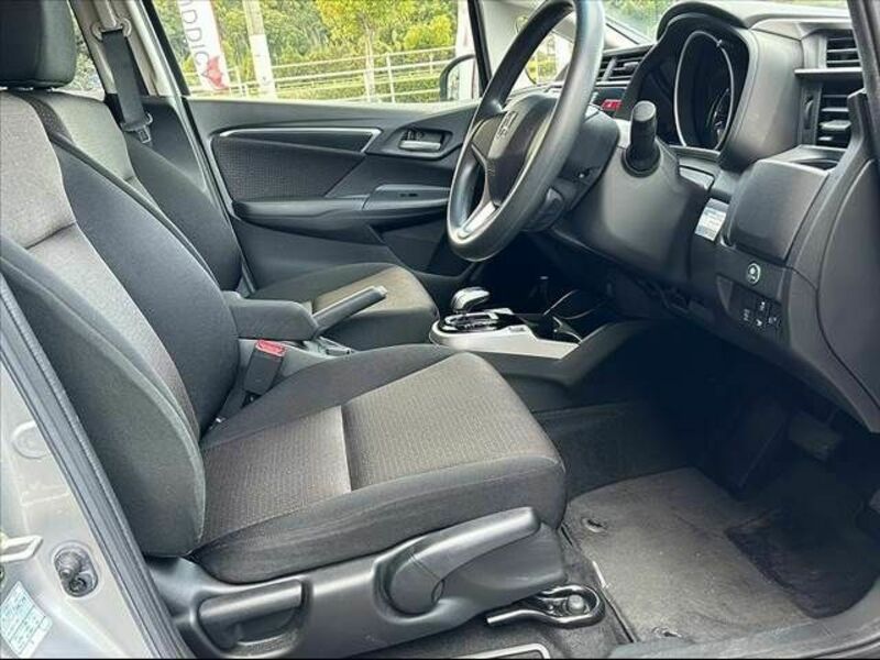 FIT HYBRID