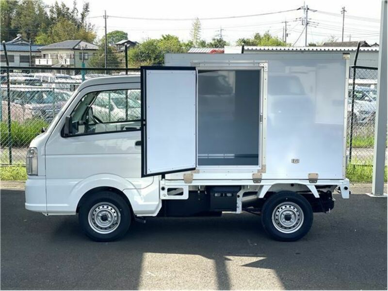 CARRY TRUCK