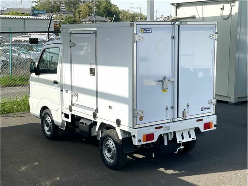 CARRY TRUCK