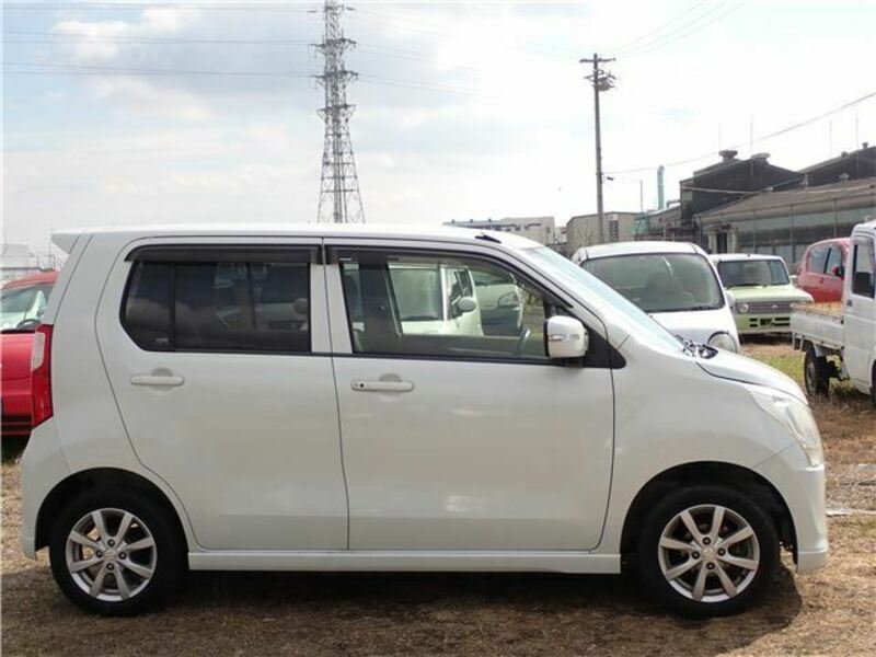 WAGON R