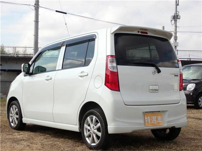 WAGON R