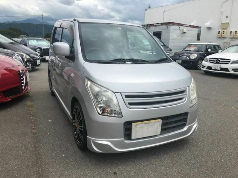 WAGON R