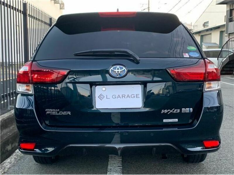 COROLLA FIELDER
