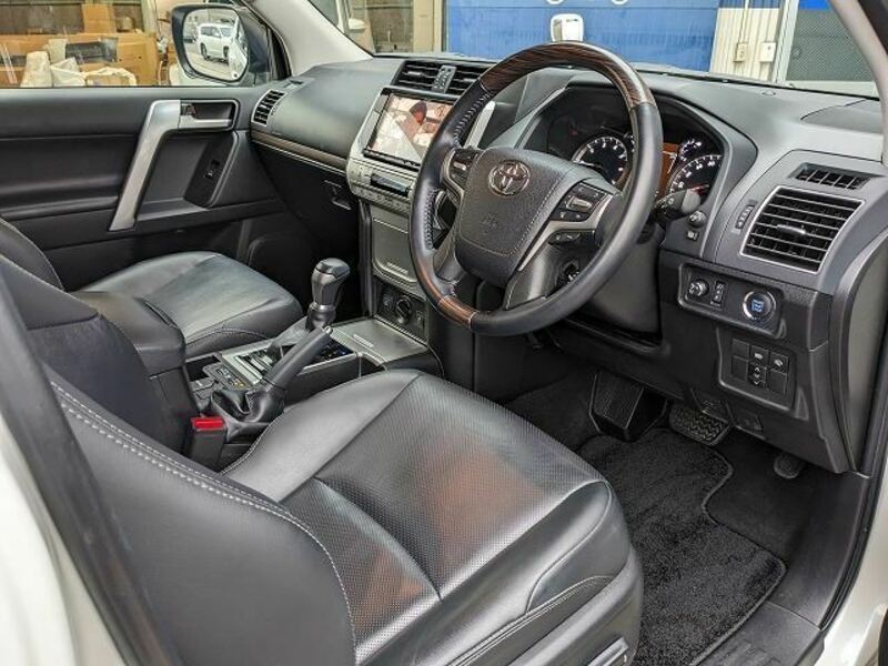 LAND CRUISER PRADO