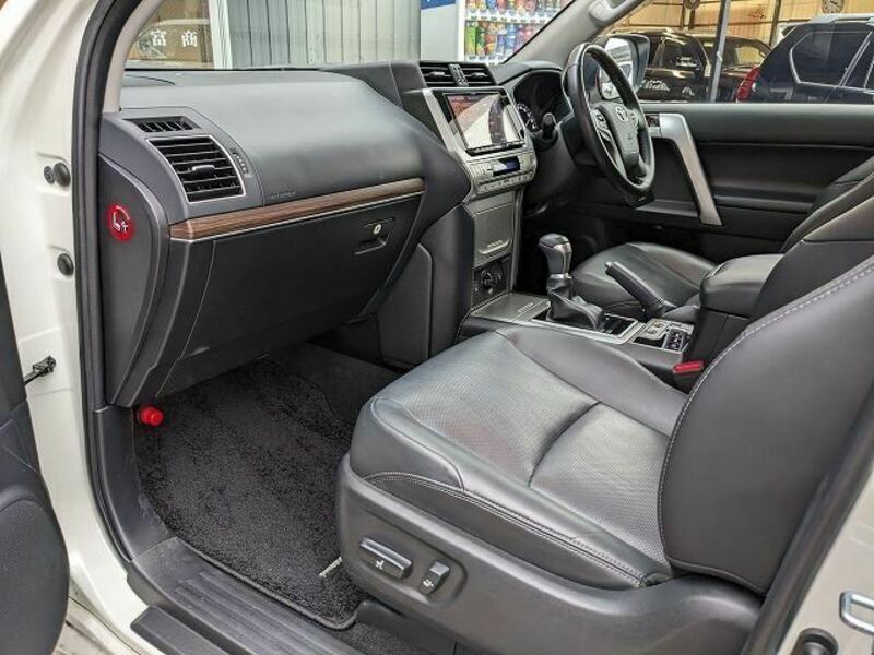 LAND CRUISER PRADO