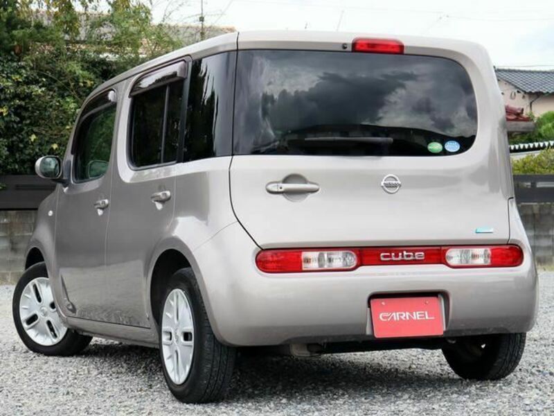CUBE