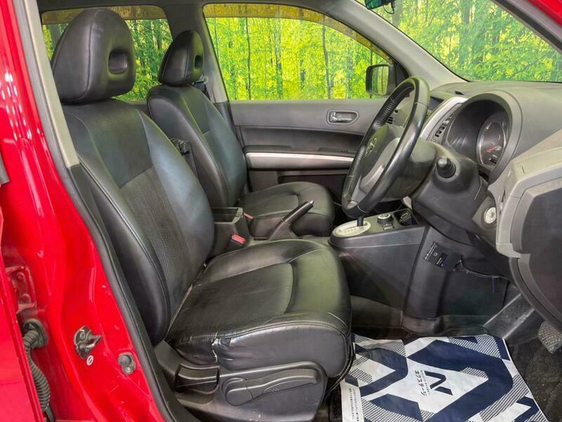 X-TRAIL