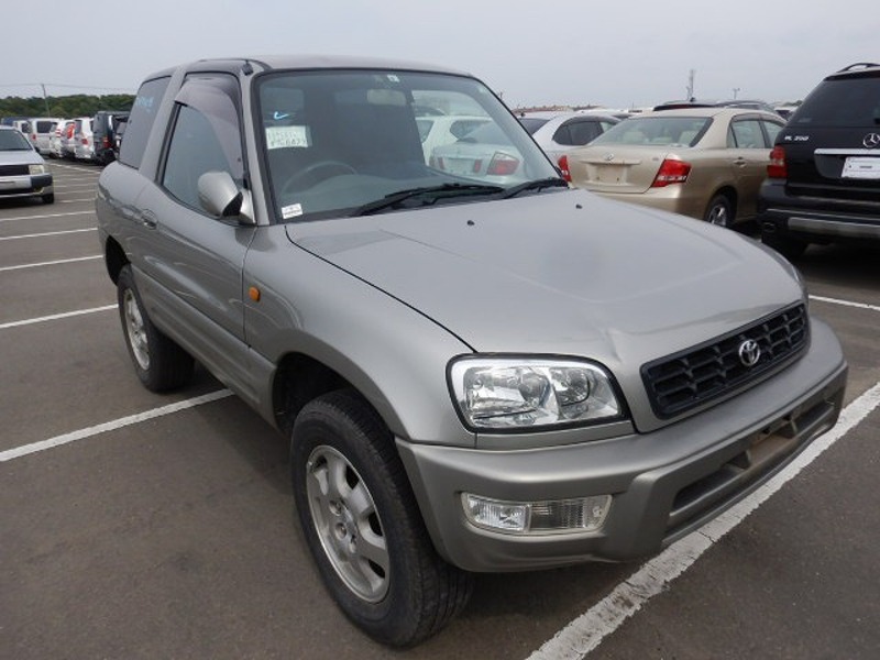 RAV4