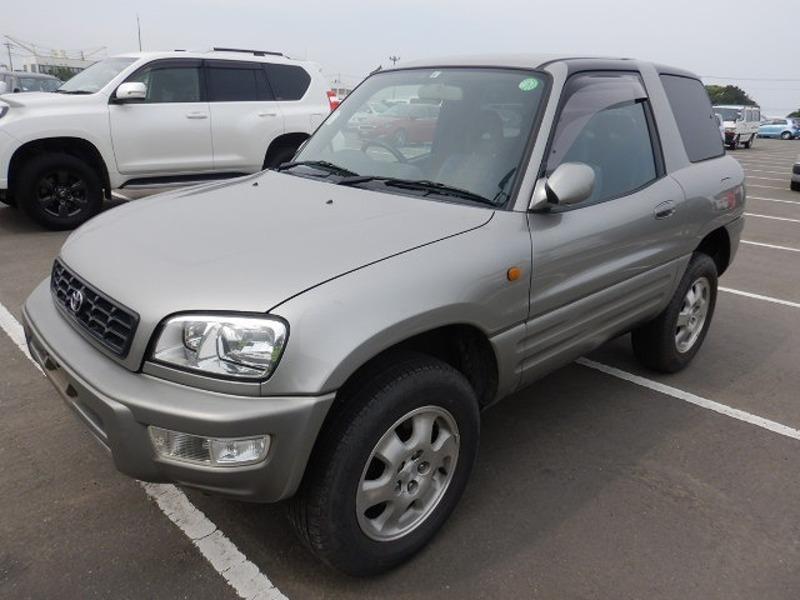 RAV4