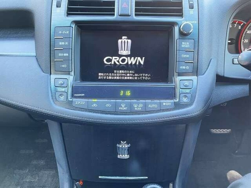 CROWN