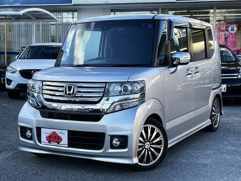 N BOX CUSTOM