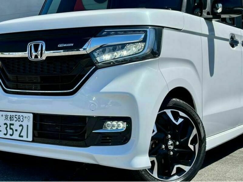 N BOX CUSTOM