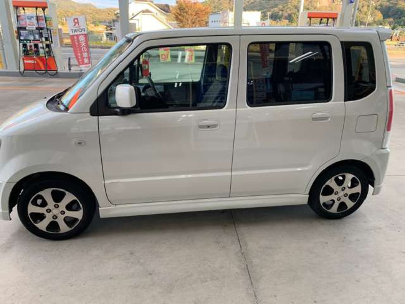WAGON R