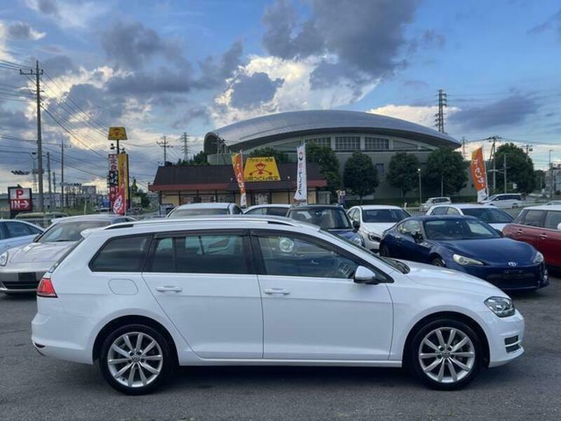 GOLF VARIANT