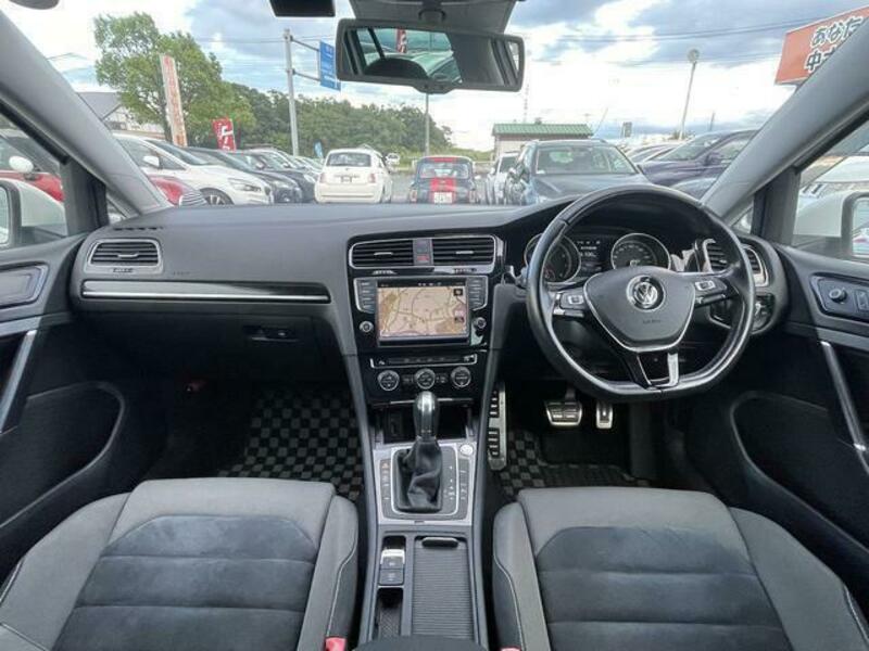 GOLF VARIANT