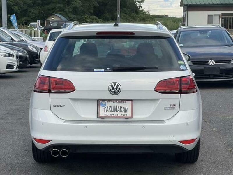GOLF VARIANT