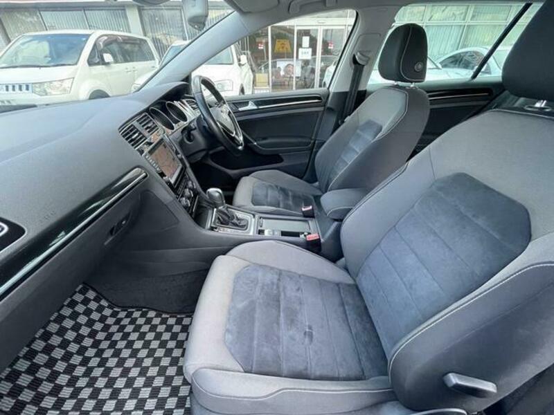 GOLF VARIANT