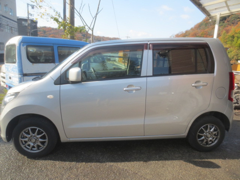 WAGON R