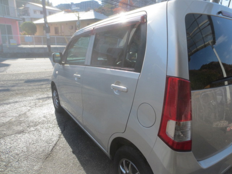 WAGON R