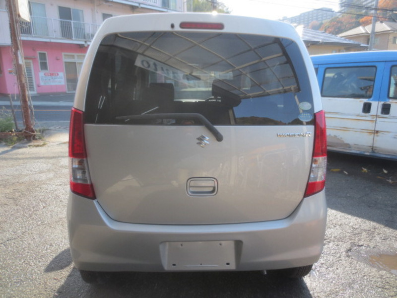 WAGON R