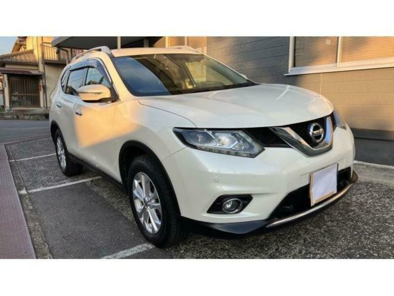 X-TRAIL