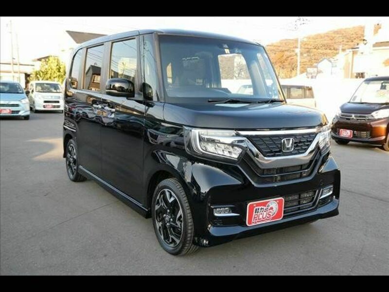 N BOX CUSTOM