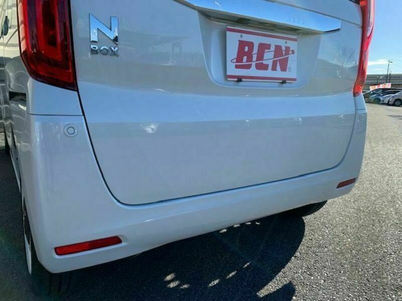 N BOX