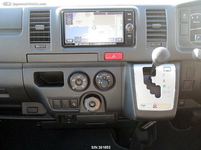 HIACE VAN