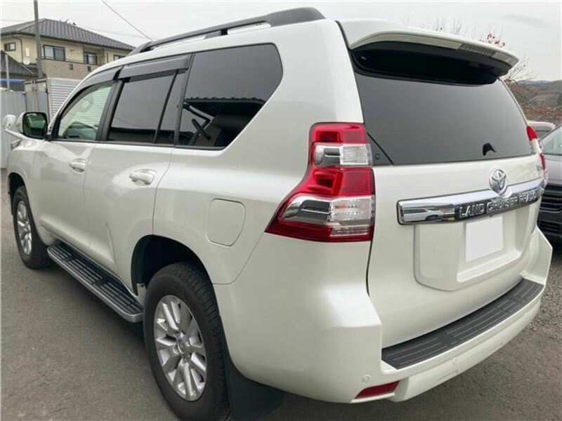 LAND CRUISER PRADO